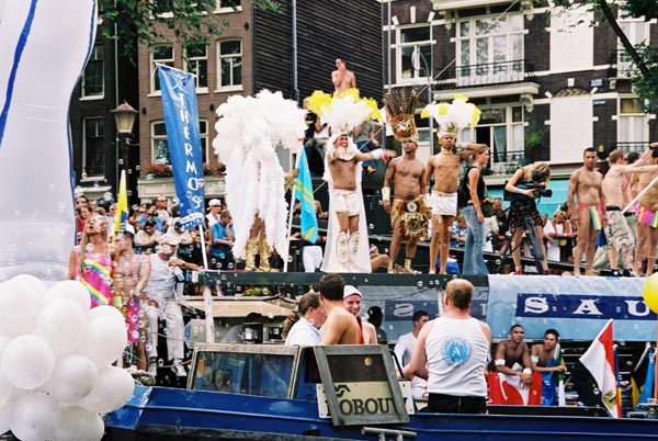 amsgay2003p110F1000031