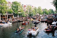 amsgay2003p128F1010018