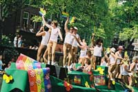ams2004p110F1010008_