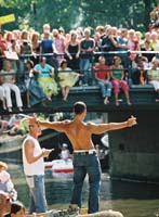 ams2004p137F1000029
