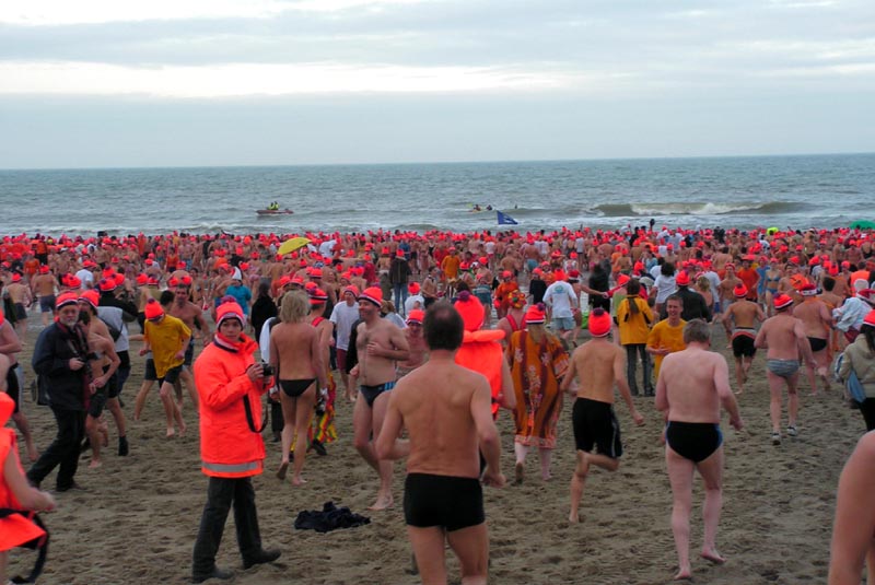 nieuwjaarsduik2005p122PICT0115