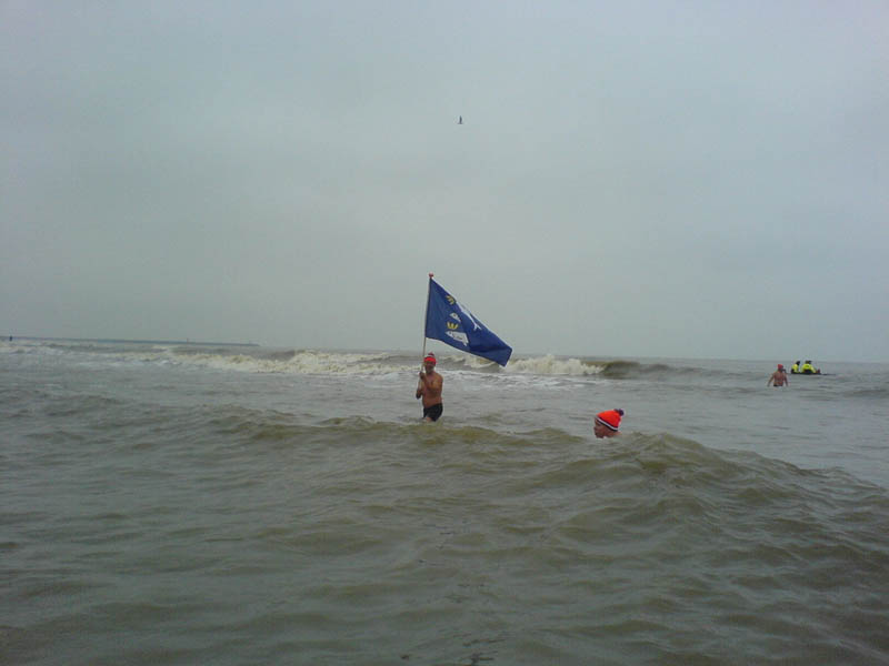 nieuwjaarsduik2006p137pDSC00459