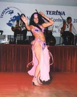 pep05-tnc2001p101bellydancer4print_