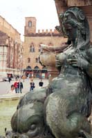 trv09-bologna003fontainfragment1print_