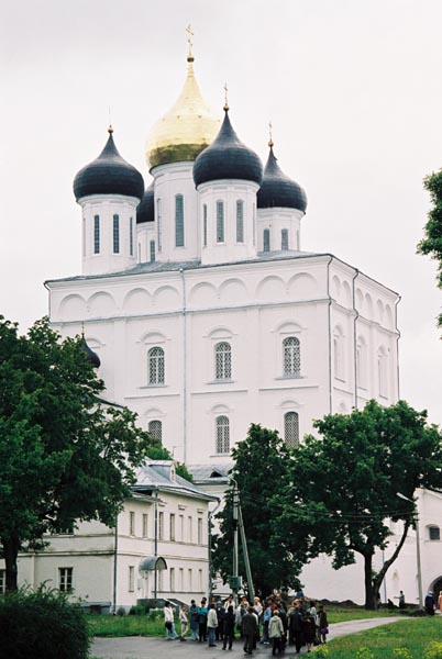 pskov105F1020025