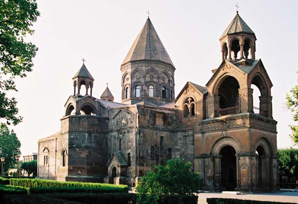 am2004echmiadzin101F1070029_