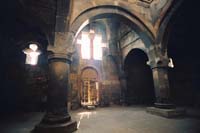am2004hovhannavank111F1050014_