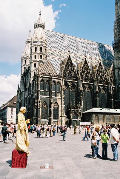 vienna108stephansplatzF1070011