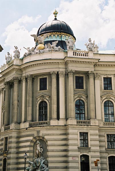 vienna127hofburgF1050013