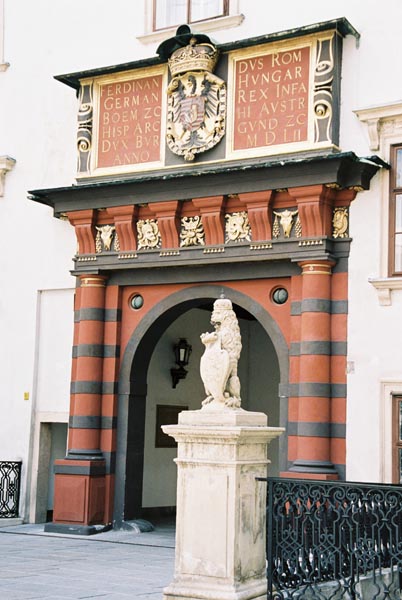 vienna134hofburgF1050005