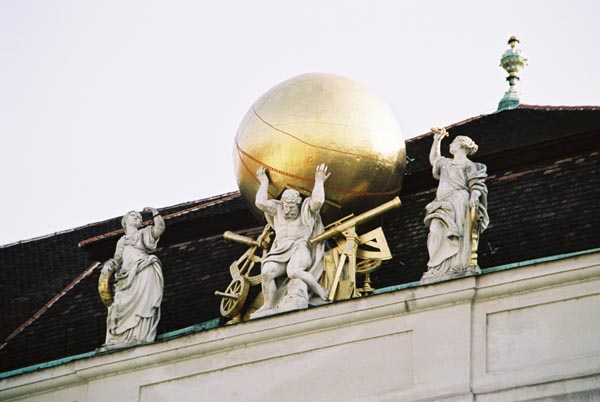 vienna138hofburgF1040002