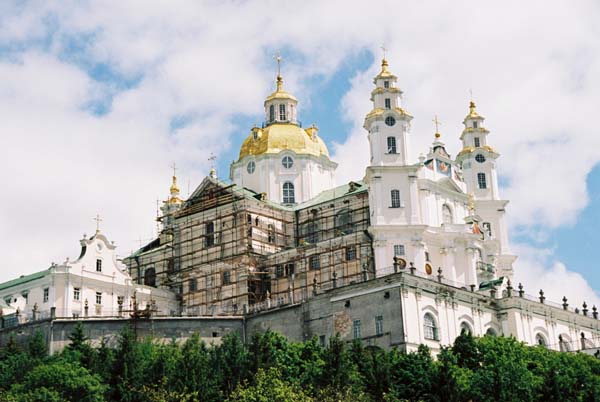 ua2004pochaev103F1020017