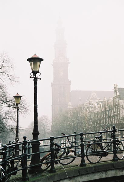 aa31-ams2003winter102F1000022_